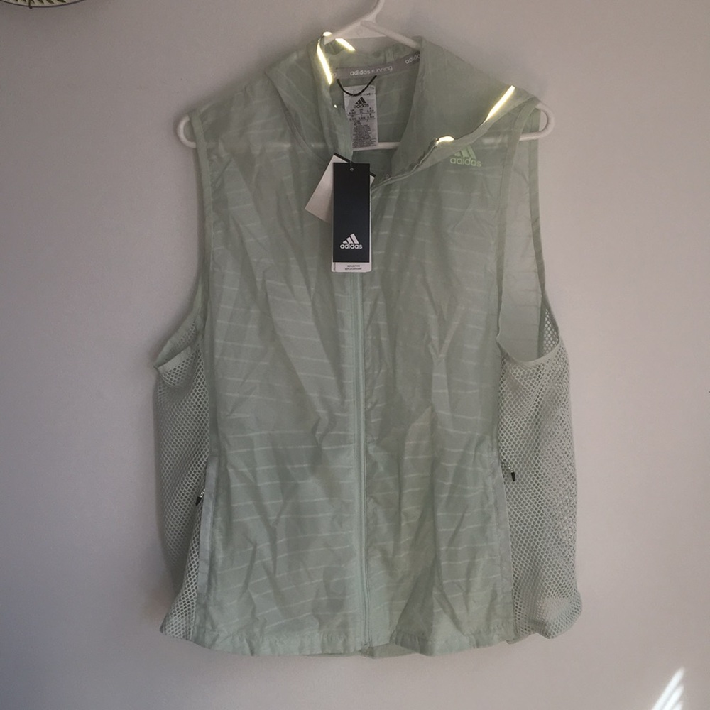 Adidas reflective work out vest